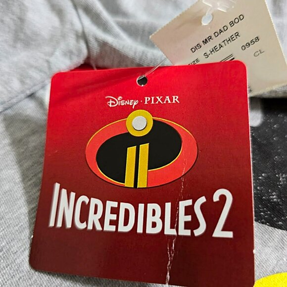 New Disney Pixar Incredibles 2 DAD BOD Mr Incredible T-Shirt Mens Small Gray Tee - Picture 6 of 8